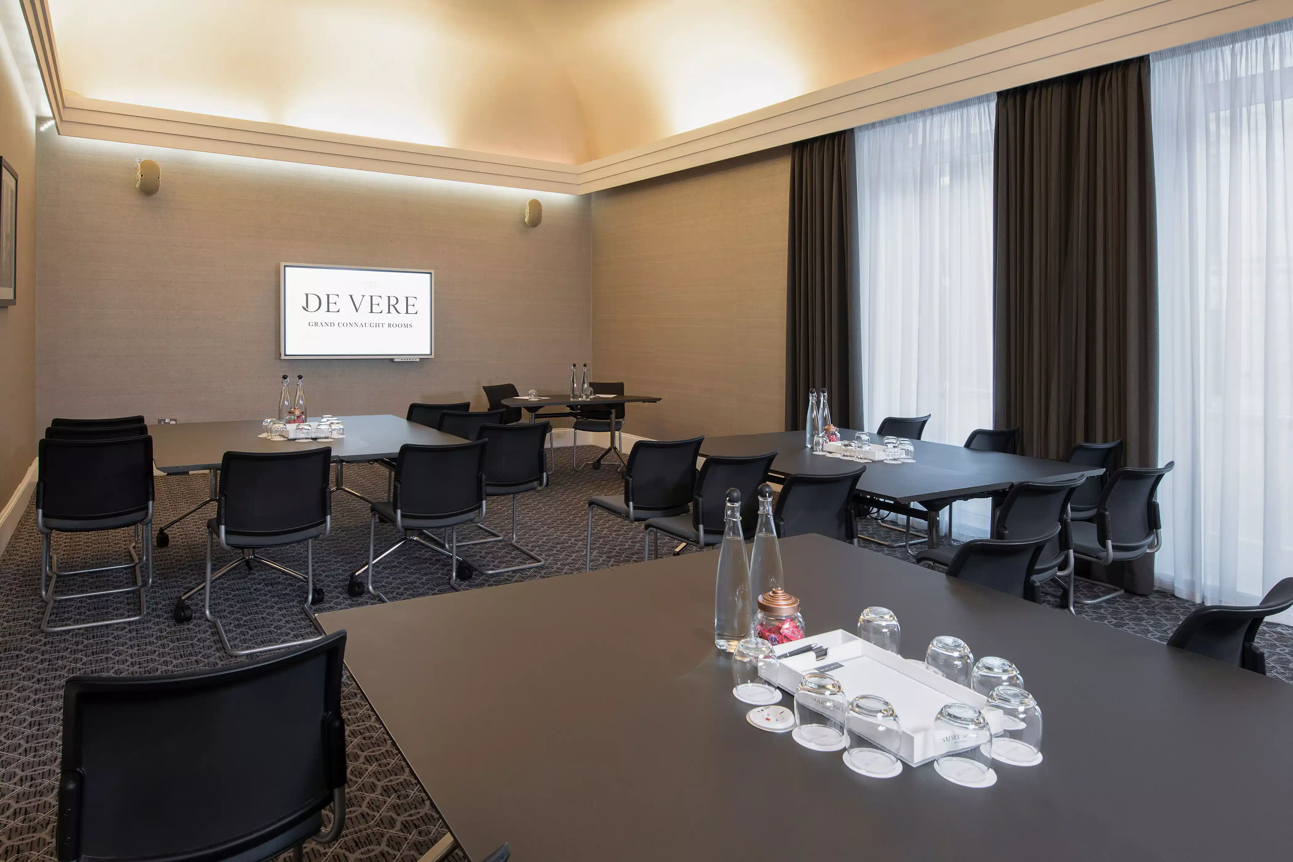 Oxford, De Vere Grand Connaught Rooms 